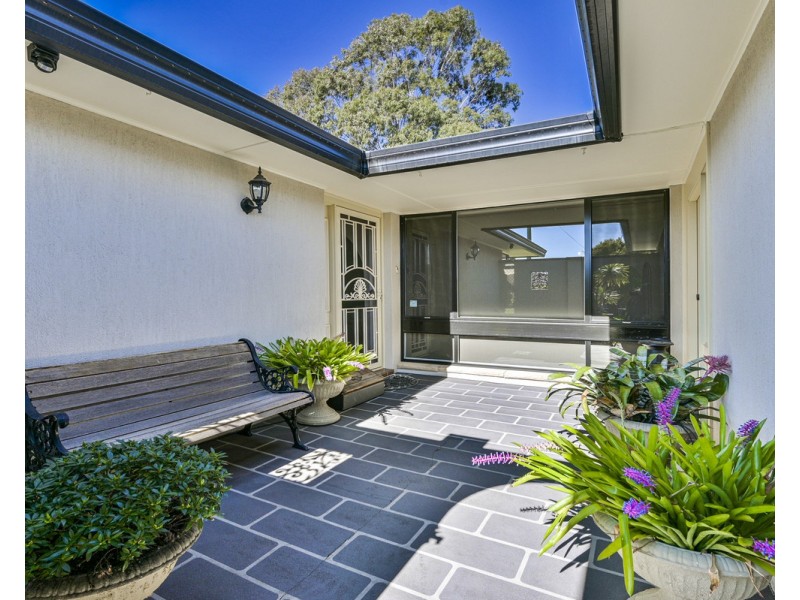 23 Wentworth Drive, Camden South NSW 2570