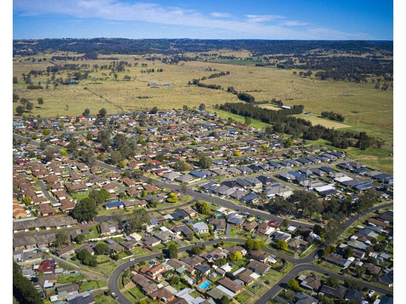 23 Wentworth Drive, Camden South NSW 2570