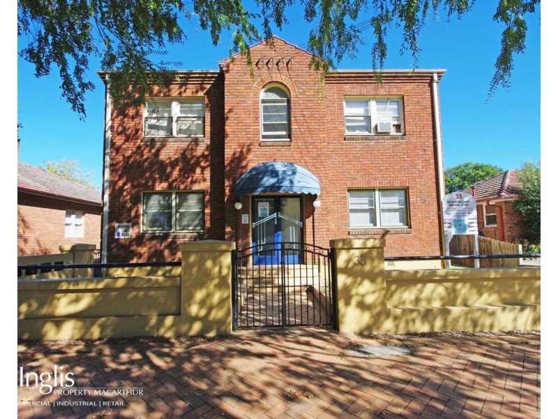 2/33 Elizabeth Street, Camden NSW 2570