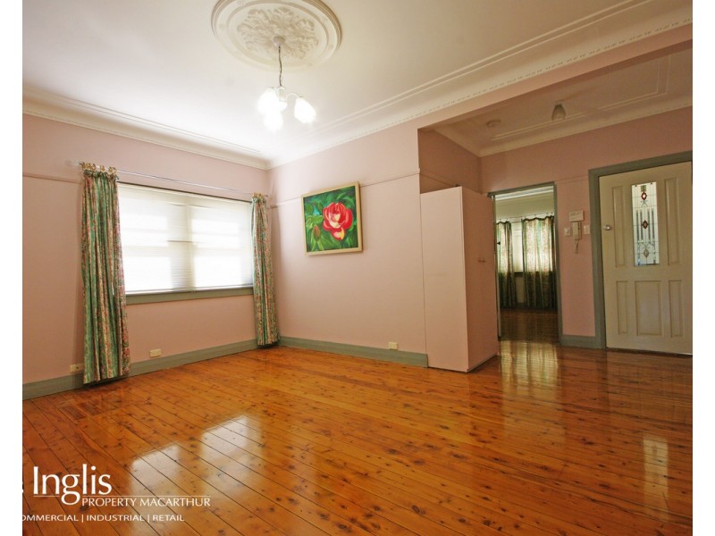 2/33 Elizabeth Street, Camden NSW 2570