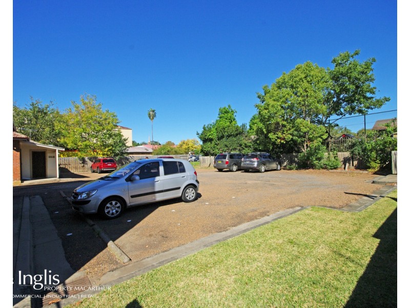 2/33 Elizabeth Street, Camden NSW 2570