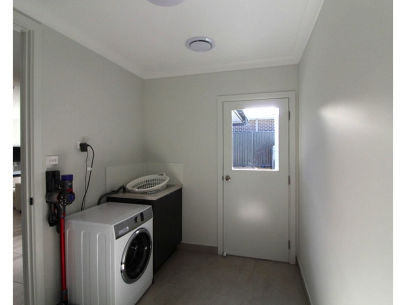 27 Bielski Crescent, Oran Park NSW 2570