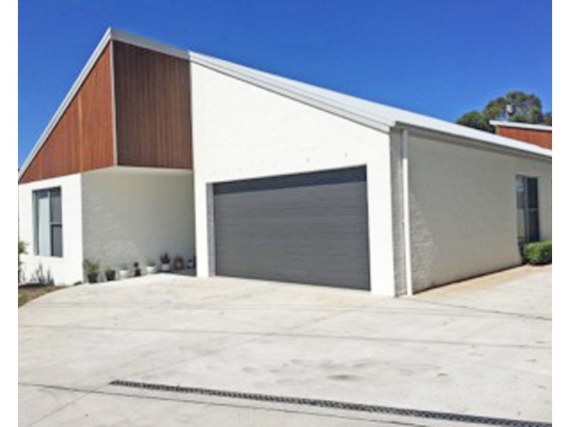 44 a & b Myall Street, Tea Gardens NSW 2324