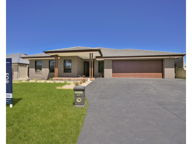 31 Hughes Avenue, Harrington Park NSW 2567