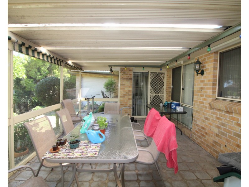 10 Burnett Avenue, Mount Annan NSW 2567