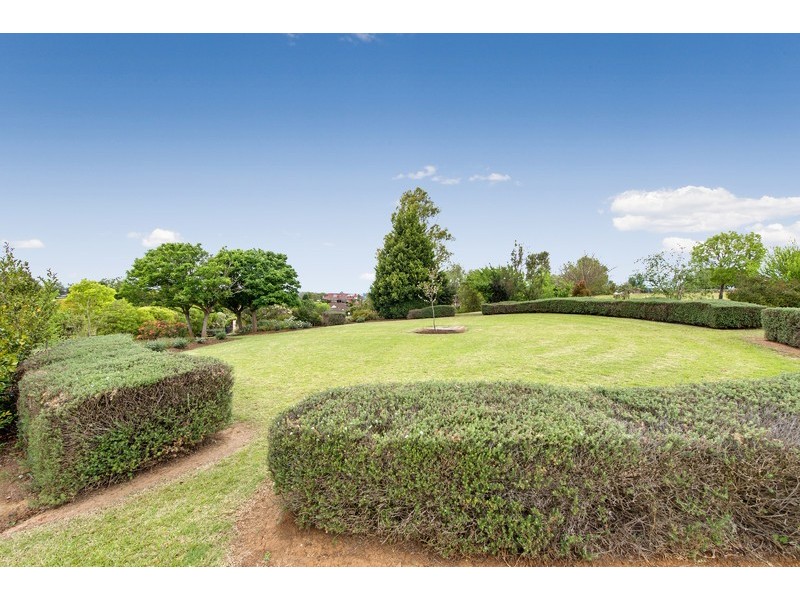 19 Camelot Cl, Kirkham NSW 2570