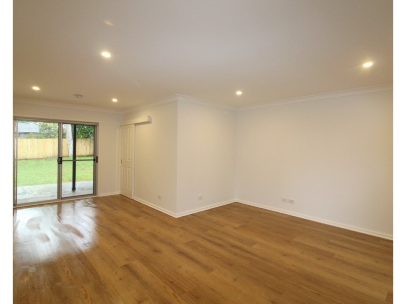 21 Cruikshank Avenue, Elderslie NSW 2570
