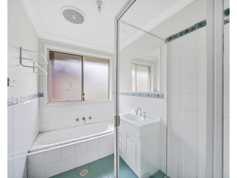 4B Hodges Place, Currans Hill NSW 2567