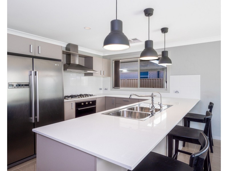 14 Argent Street, Spring Farm NSW 2570