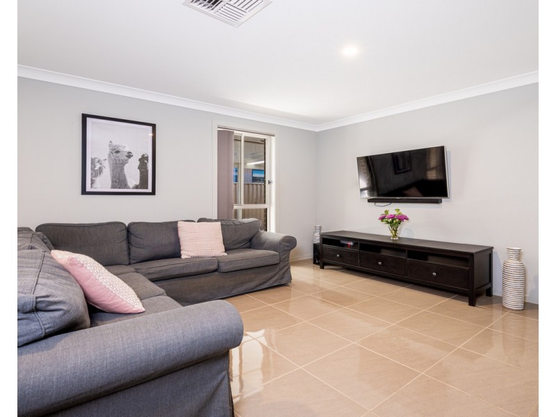 14 Argent Street, Spring Farm NSW 2570