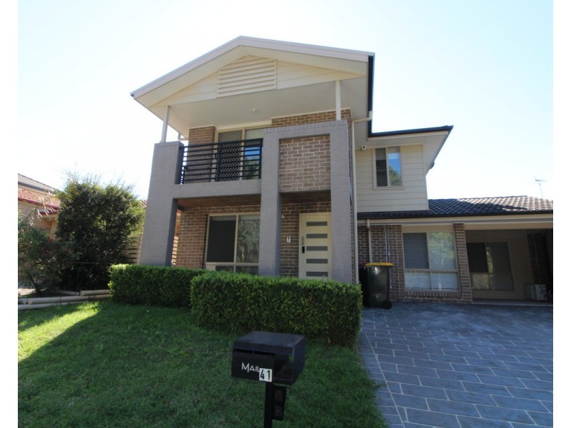41 Tristania Street, Mount Annan NSW 2567