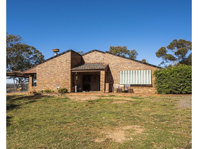 215 Biffins Lane, Cawdor NSW 2570