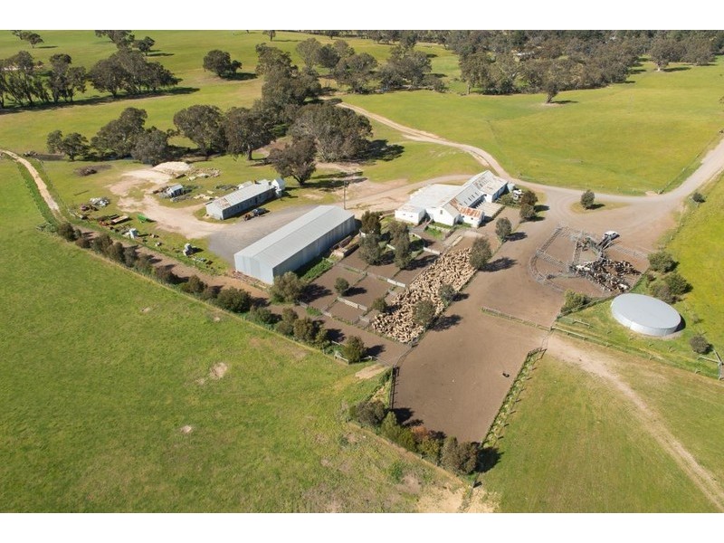 445 Beckworth Court Road, Clunes VIC 3370
