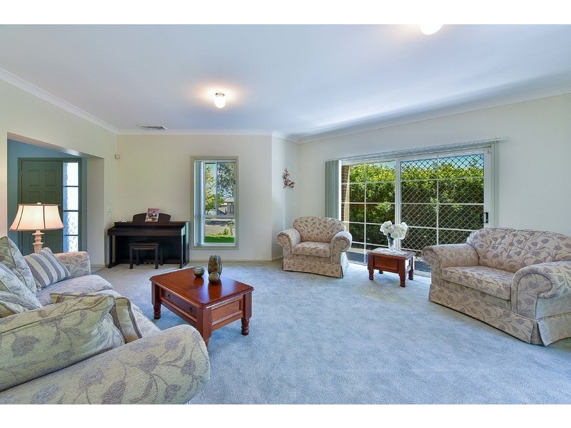 1 Lamond Common, Camden Park NSW 2570