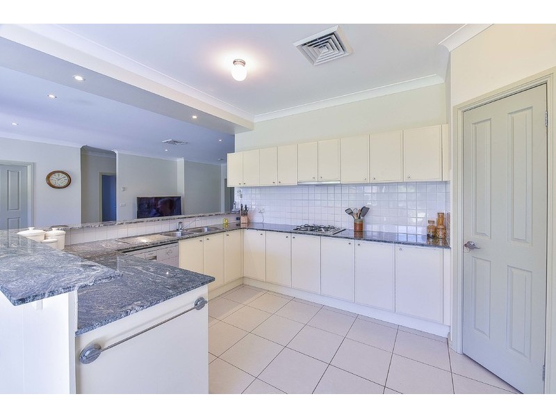 1 Lamond Common, Camden Park NSW 2570