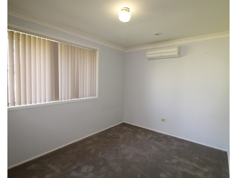 13 West Place, Camden South NSW 2570