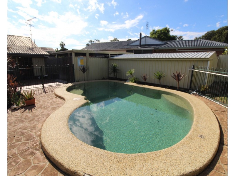 13 West Place, Camden South NSW 2570