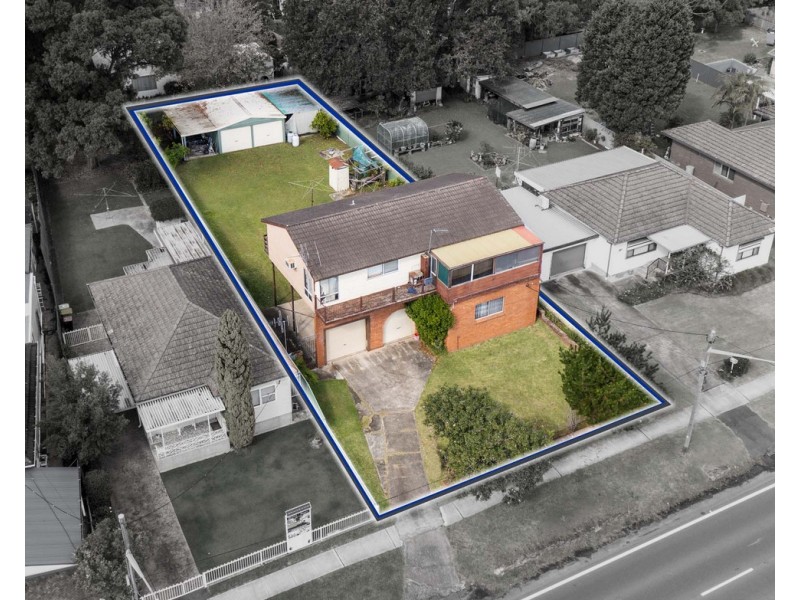 601 Henry Lawson Drive, East Hills NSW 2213