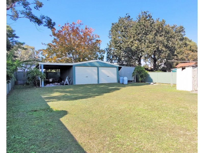 601 Henry Lawson Drive, East Hills NSW 2213