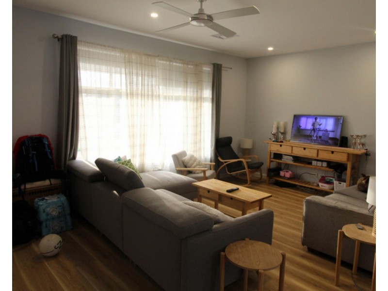 17 Cruikshank Avenue, Elderslie NSW 2570