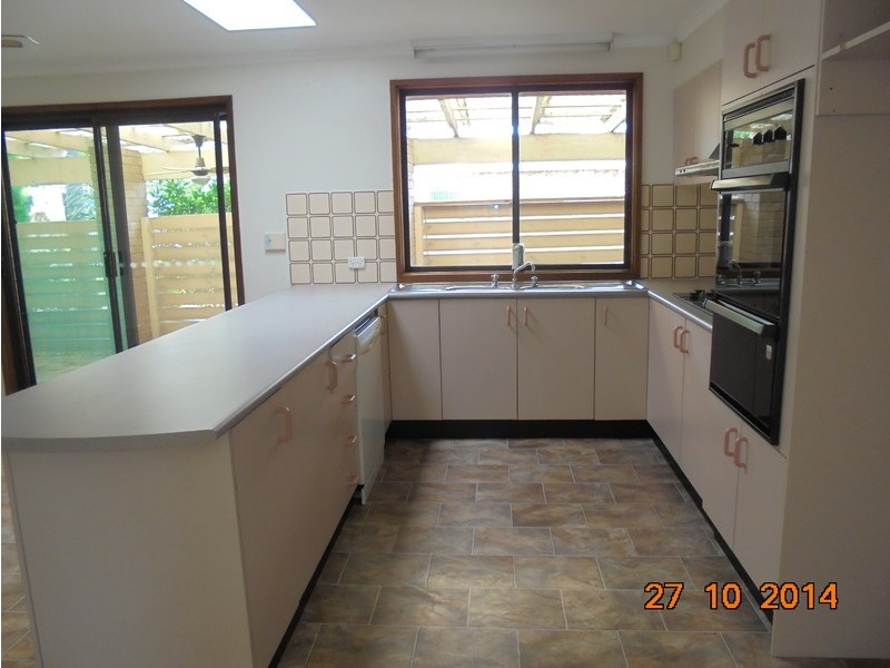 18 Crookston Drive, Camden South NSW 2570