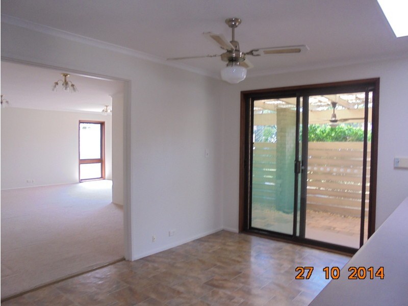 18 Crookston Drive, Camden South NSW 2570