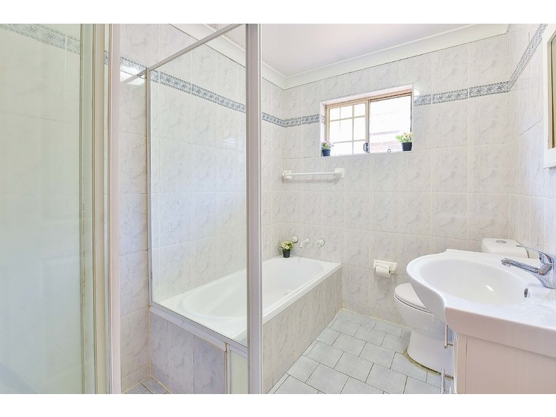 16/8-12 Bungalow Crescent, Bankstown NSW 2200