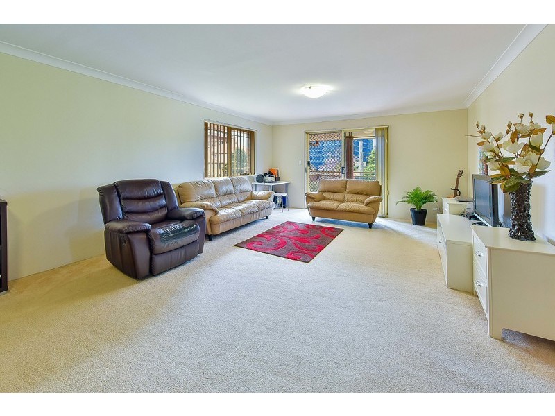 15/8-12 Bungalow Crescent, Bankstown NSW 2200