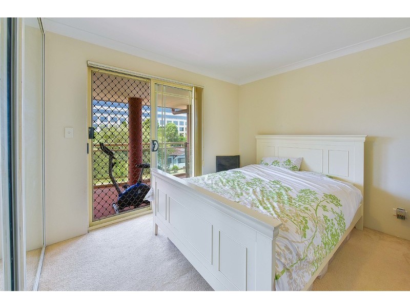 15/8-12 Bungalow Crescent, Bankstown NSW 2200