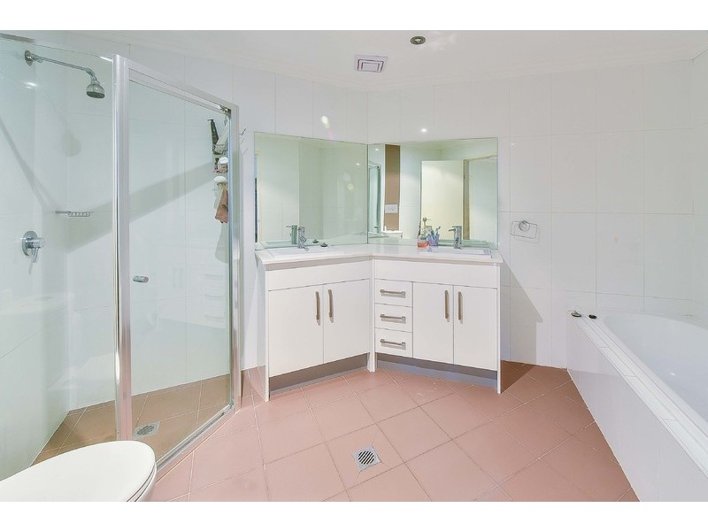12/12 Parkside Crescent, Campbelltown NSW 2560