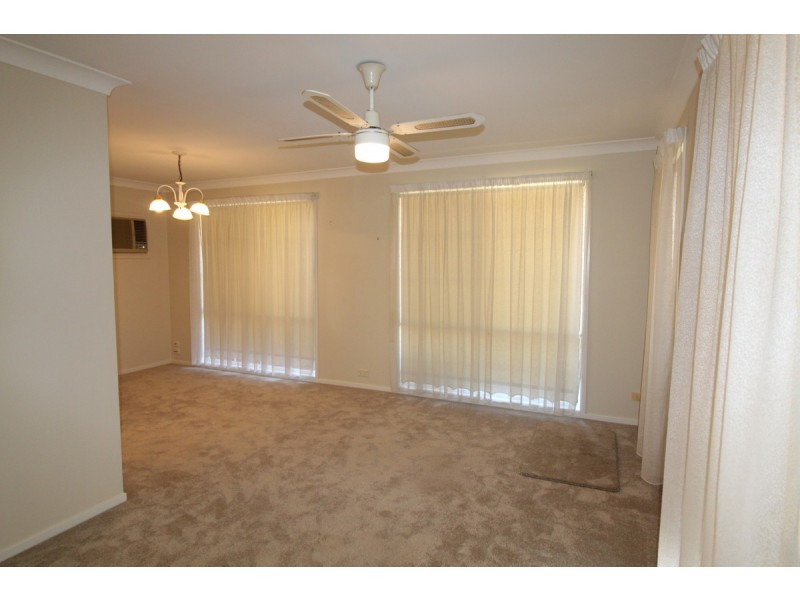 6 Craven Place, Mount Annan NSW 2567