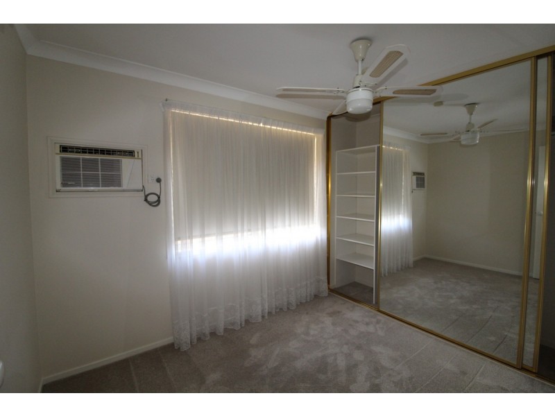 6 Craven Place, Mount Annan NSW 2567