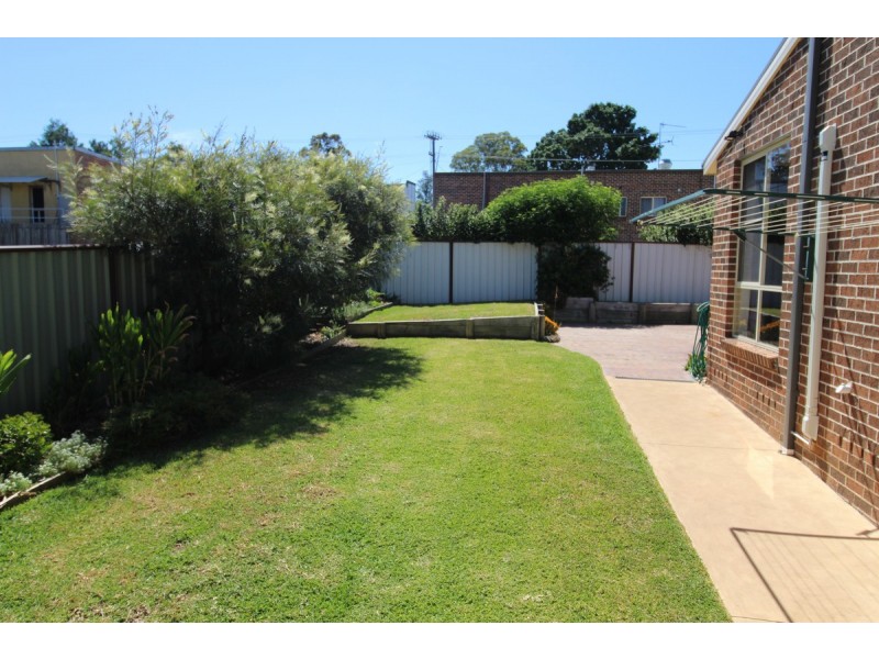 5/1a McIntosh Street, The Oaks NSW 2570