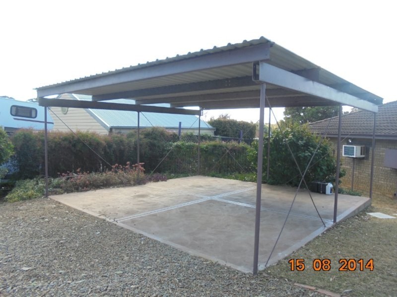4 Greenaway Avenue, Camden South NSW 2570
