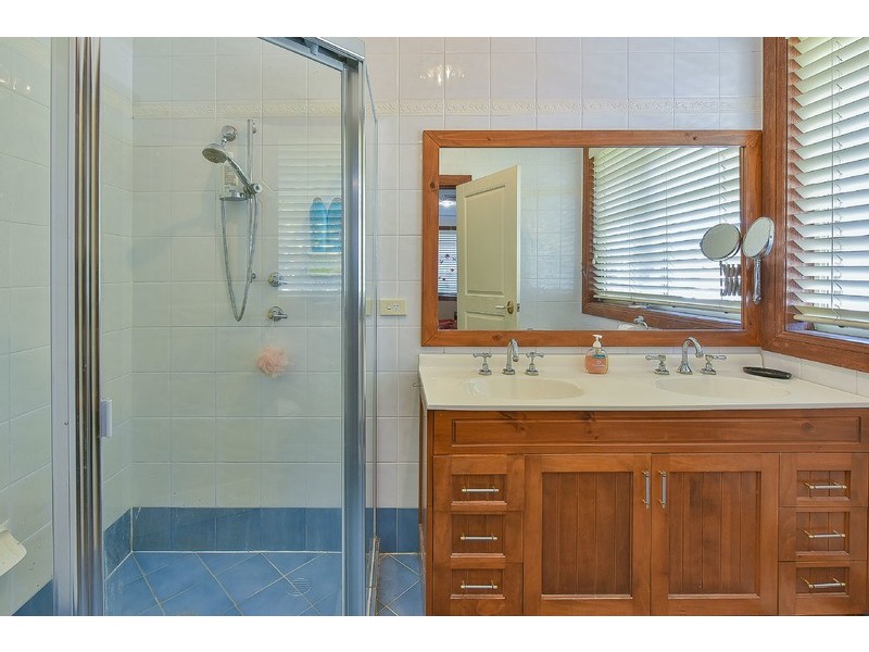 1 Beltana Place, Glen Alpine NSW 2560