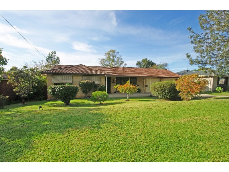 61 Doncaster Avenue, Narellan NSW 2567