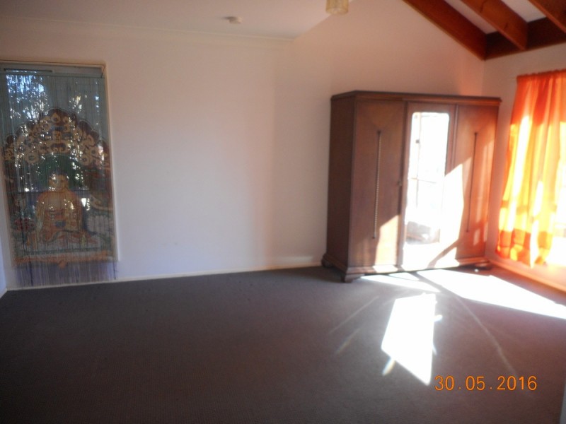 20 Darley Street, Thirlmere NSW 2572