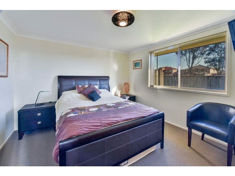 8 Gardiner Crescent, Elderslie NSW 2570