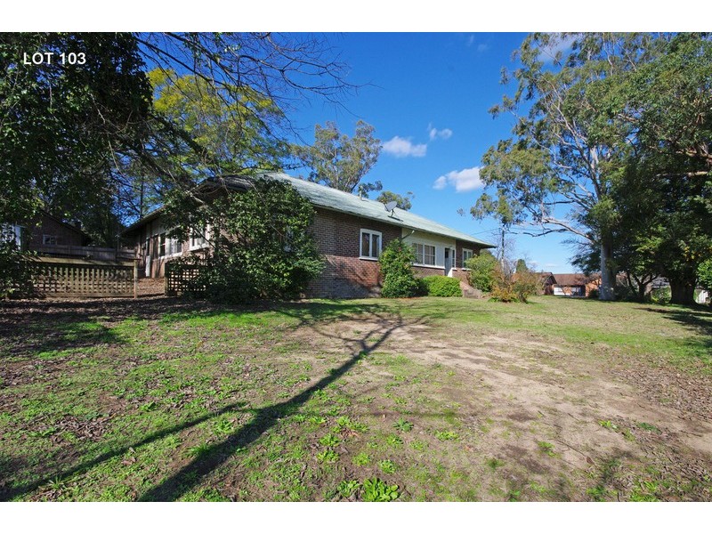 5 River Road, Elderslie NSW 2570