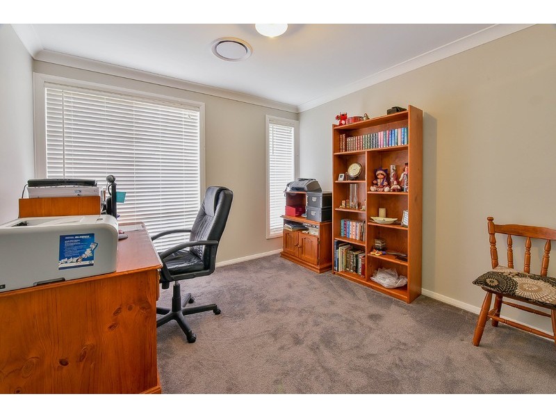 77 Minorca Circuit, Spring Farm NSW 2570