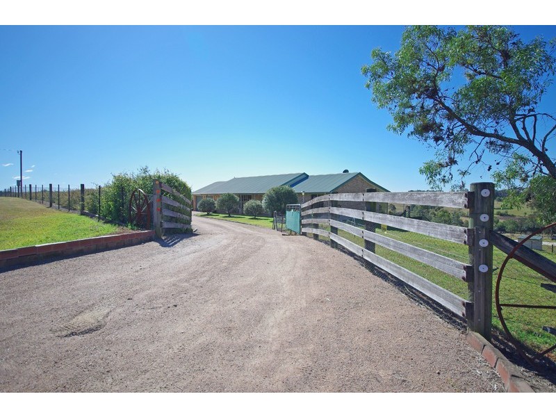 160 Eastview Drive, Orangeville NSW 2570