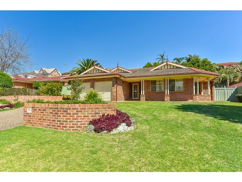 10 Claremont Circuit, Glen Alpine NSW 2560