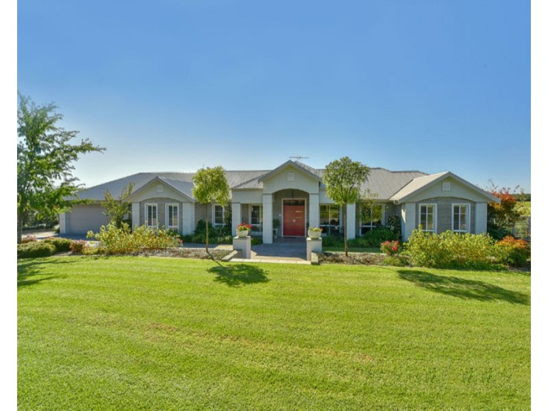 89 Sunnyside Drive, Camden NSW 2570