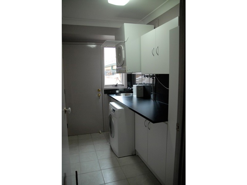 15 Cameron Place, St Helens Park NSW 2560