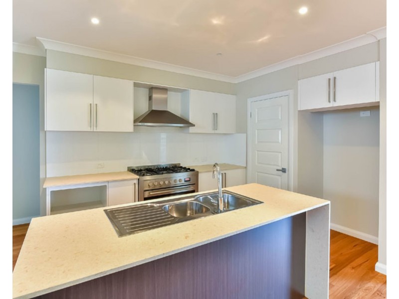 31 Donovan Boulevard, Gregory Hills NSW 2557