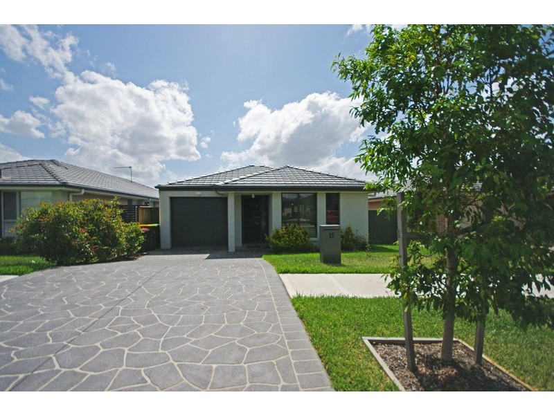 15 Epsom Street, Spring Farm NSW 2570