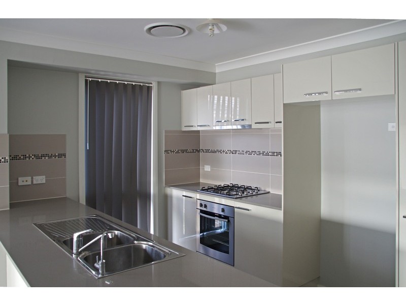 15 Epsom Street, Spring Farm NSW 2570