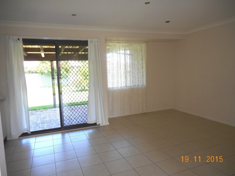 26 Southdown Road, Elderslie NSW 2570