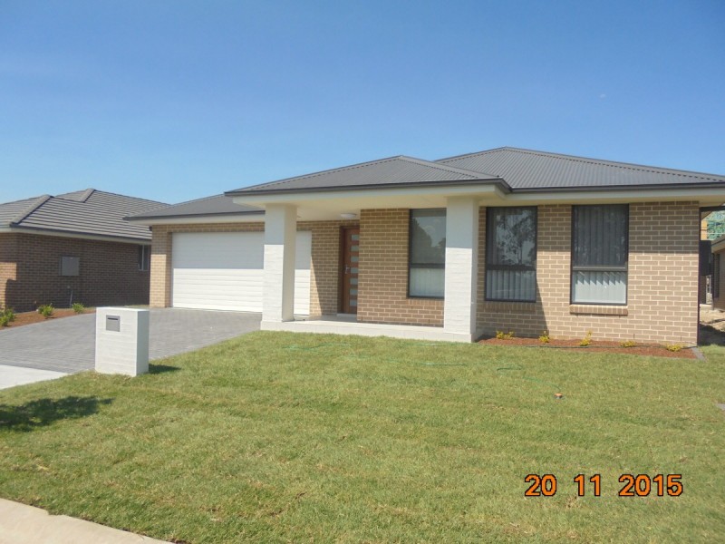 17 Franklin Grove, Oran Park NSW 2570