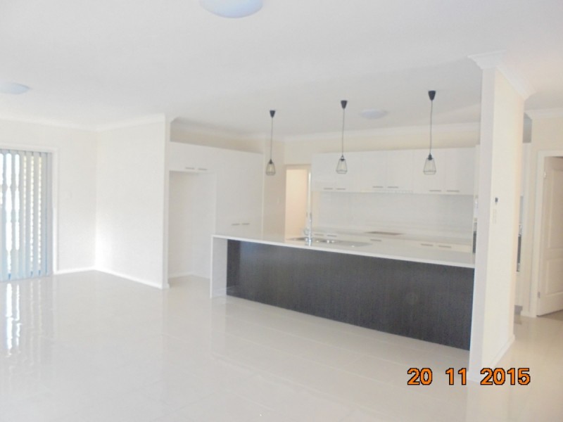 17 Franklin Grove, Oran Park NSW 2570